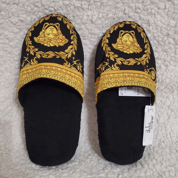 Versace Medusa Slippers - Picture 1 of 15